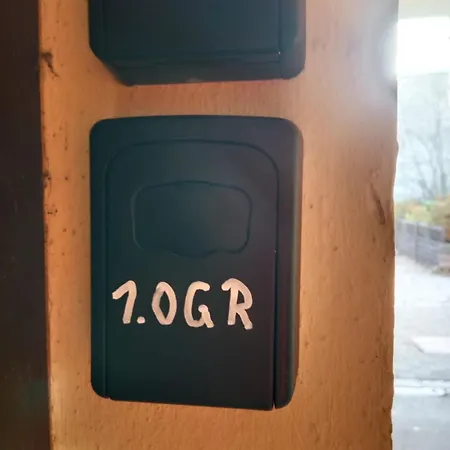 Lägenhet 10 1og r *